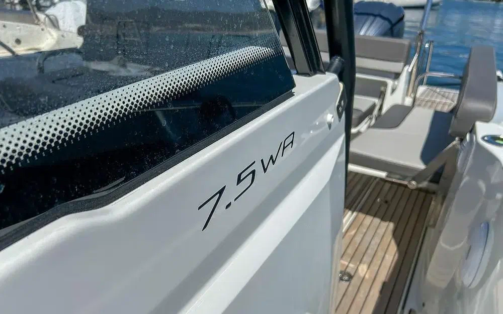 slider 22 Jeanneau Cap Camarat 7.5 WA