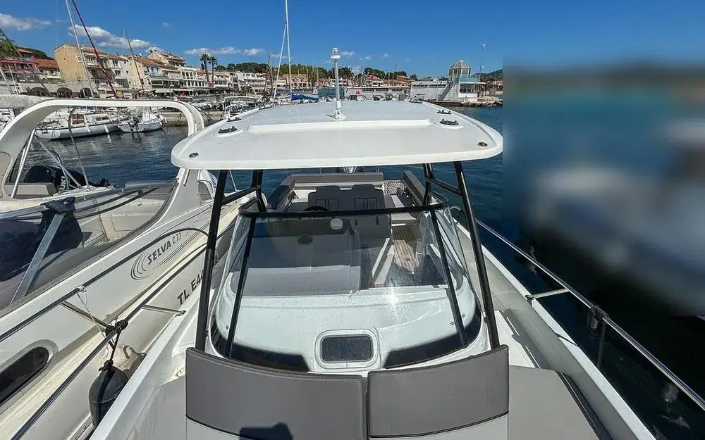 slider 25 Jeanneau Cap Camarat 7.5 WA