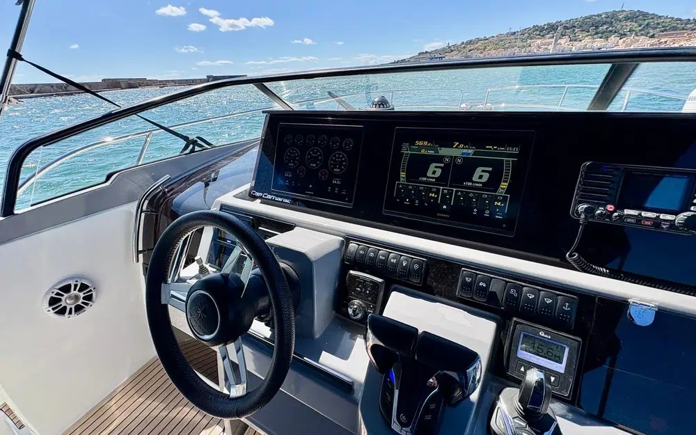 slider 19 Jeanneau Cap Camarat 10.5 WA