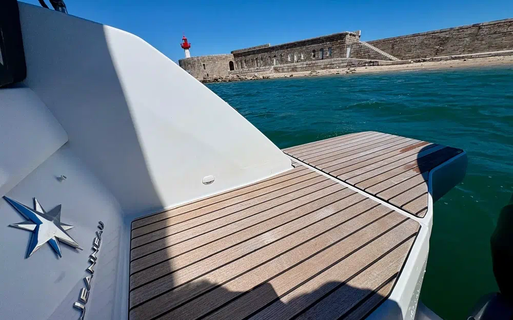 slider 10 Jeanneau Cap Camarat 10.5 WACap Camarat 10.5 Wa Serie 2