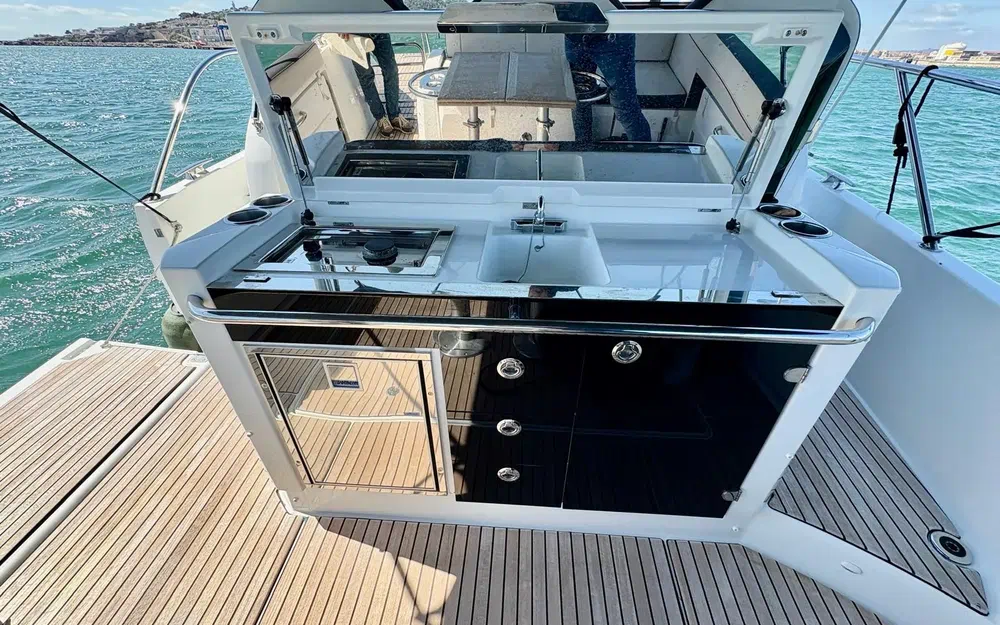 slider 23 Jeanneau Cap Camarat 10.5 WACap Camarat 10.5 Wa Serie 2