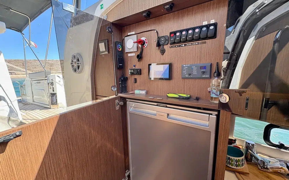 slider 33 Jeanneau Cap Camarat 10.5 WA