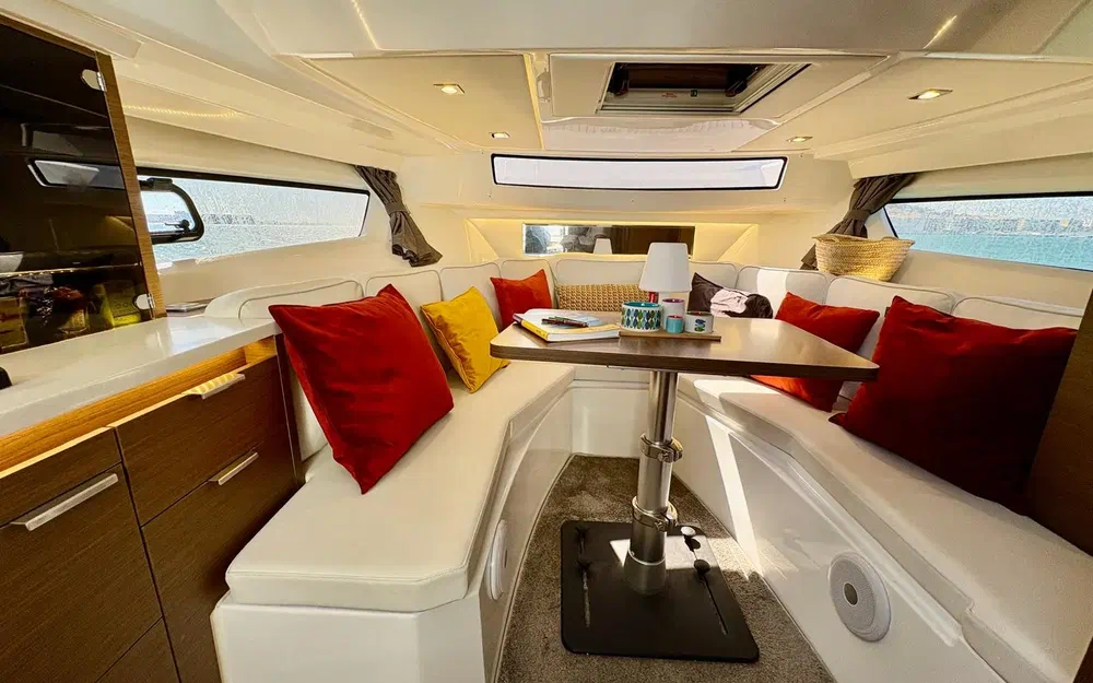 slider 29 Jeanneau Cap Camarat 10.5 WACap Camarat 10.5 Wa Serie 2