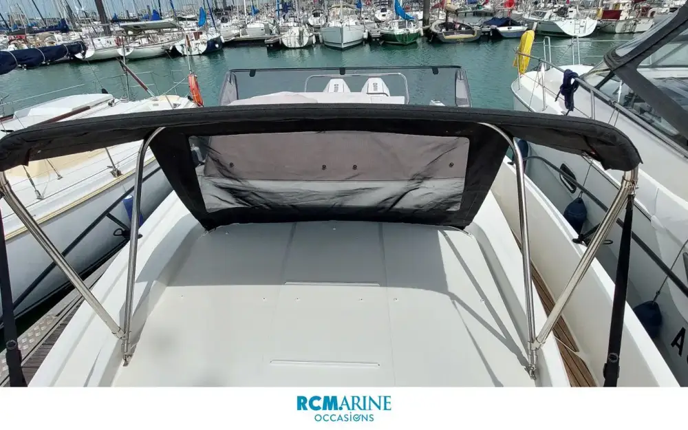 slider 9 Beneteau Flyer 9 Sundeck