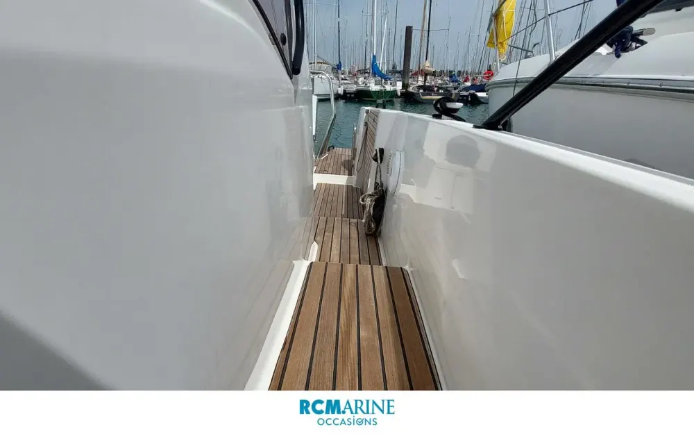 slider 7 Beneteau Flyer 9 Sundeck