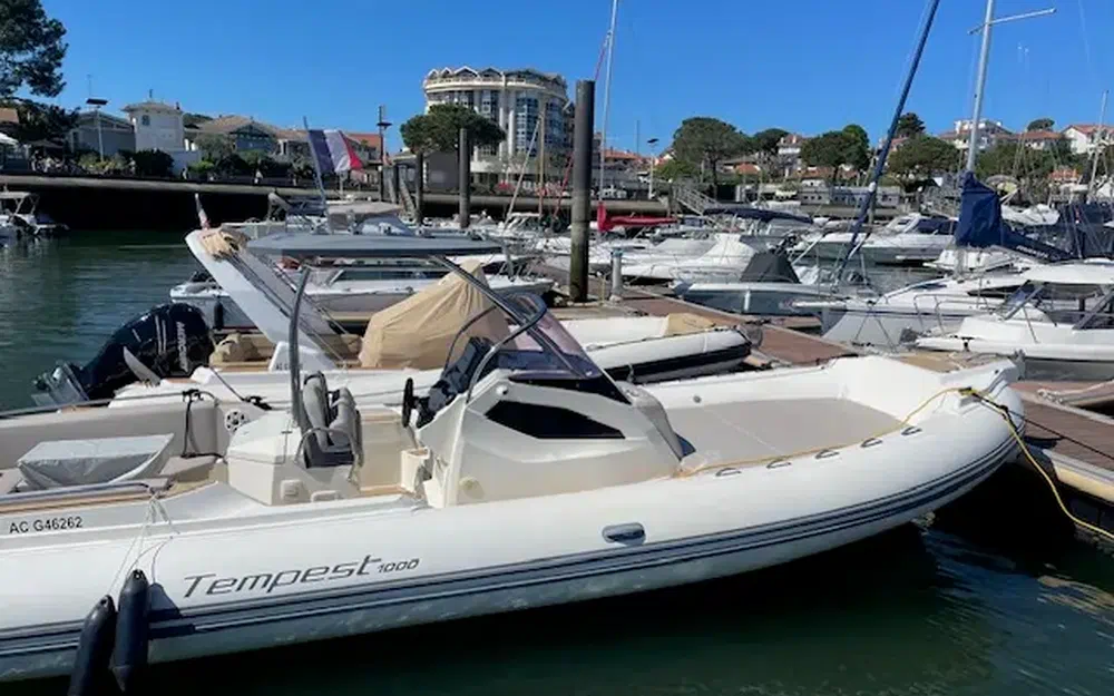 slider 12 Capelli Tempest 1000