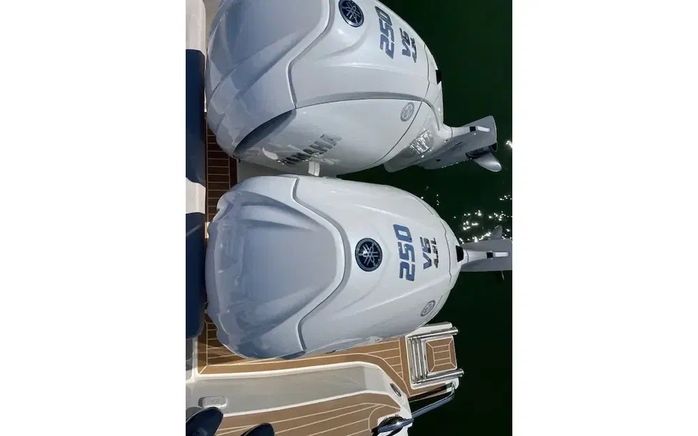 slider 15 Capelli Tempest 1000