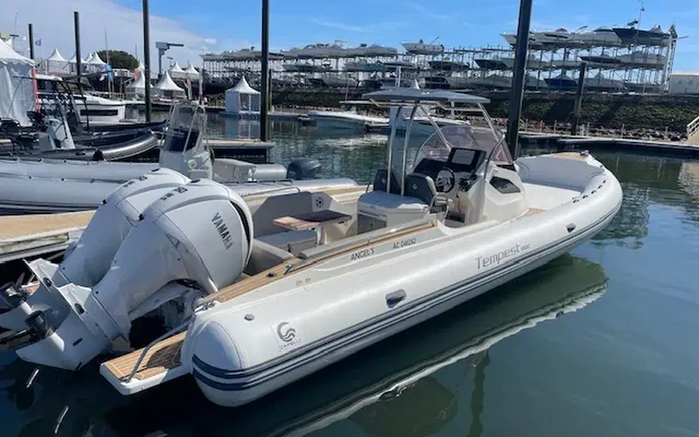 slider 0 Capelli Tempest 1000 CC