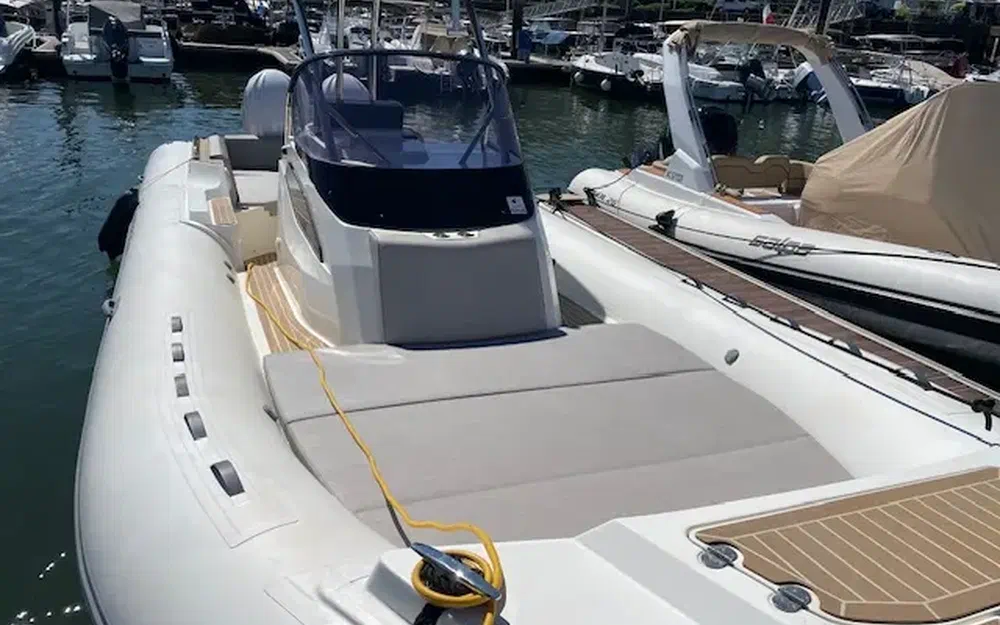 slider 5 Capelli Tempest 1000