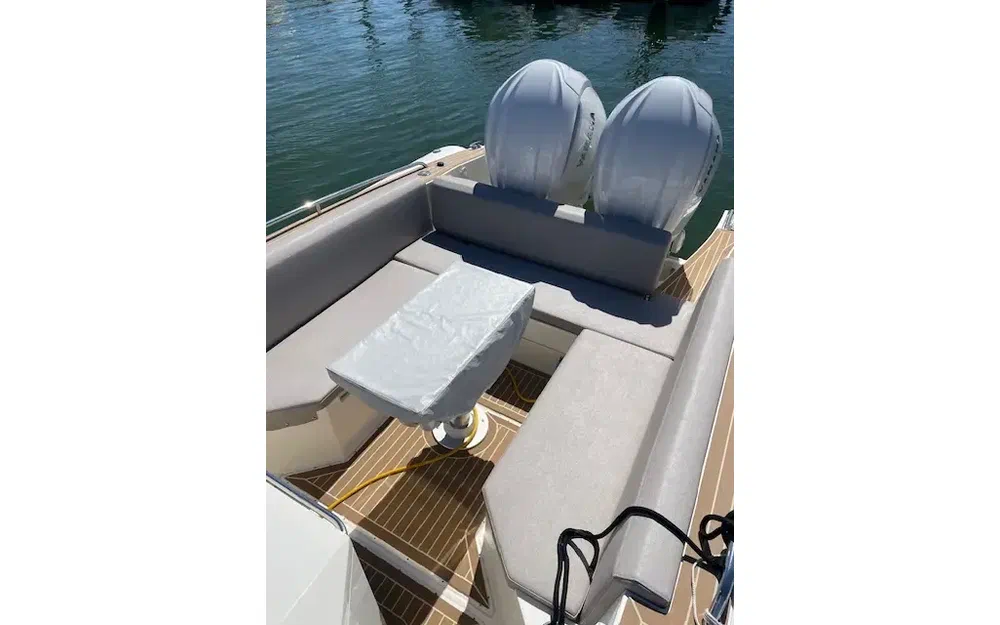 slider 7 Capelli Tempest 1000