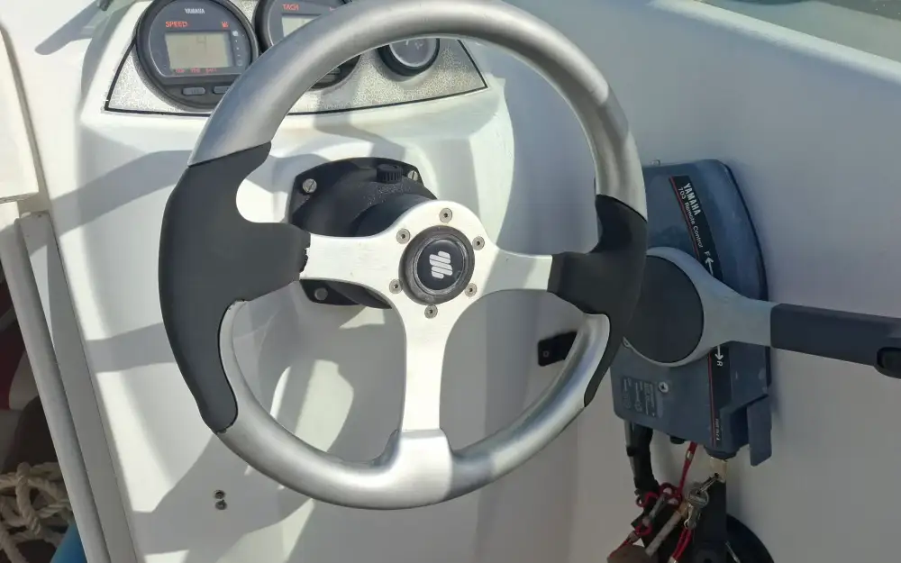 slider 16 Beneteau Flyer 650 WA