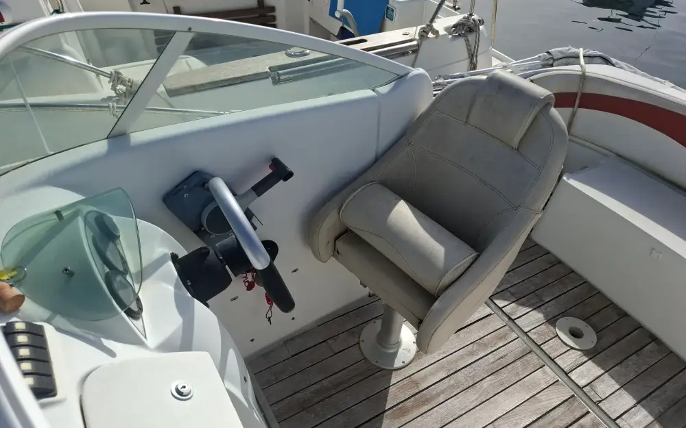 slider 18 Beneteau Flyer 650 WA