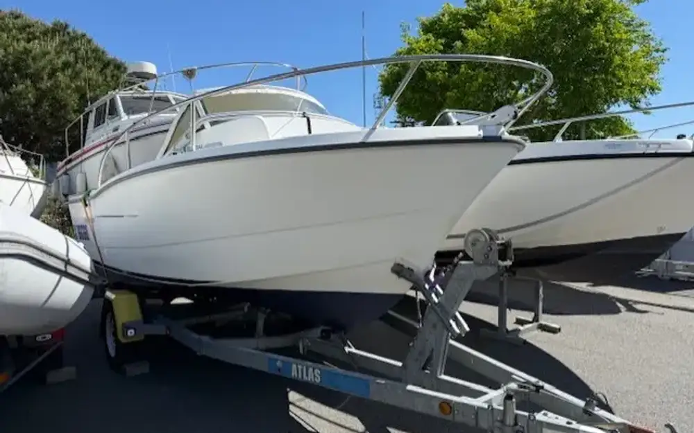 slider 9 Beneteau Ombrine 550