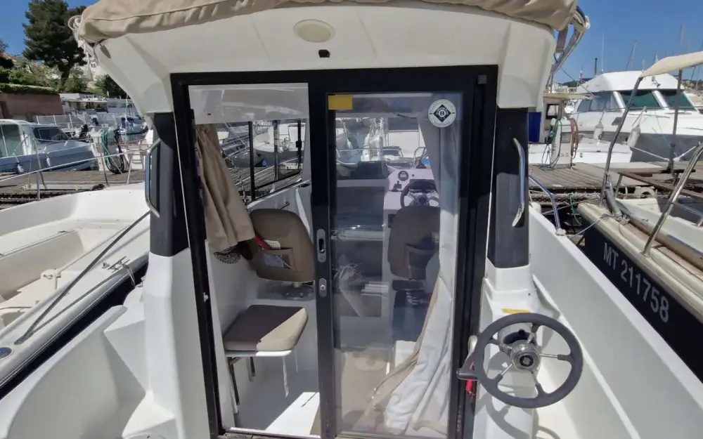 slider 3 Jeanneau Merry Fisher 695