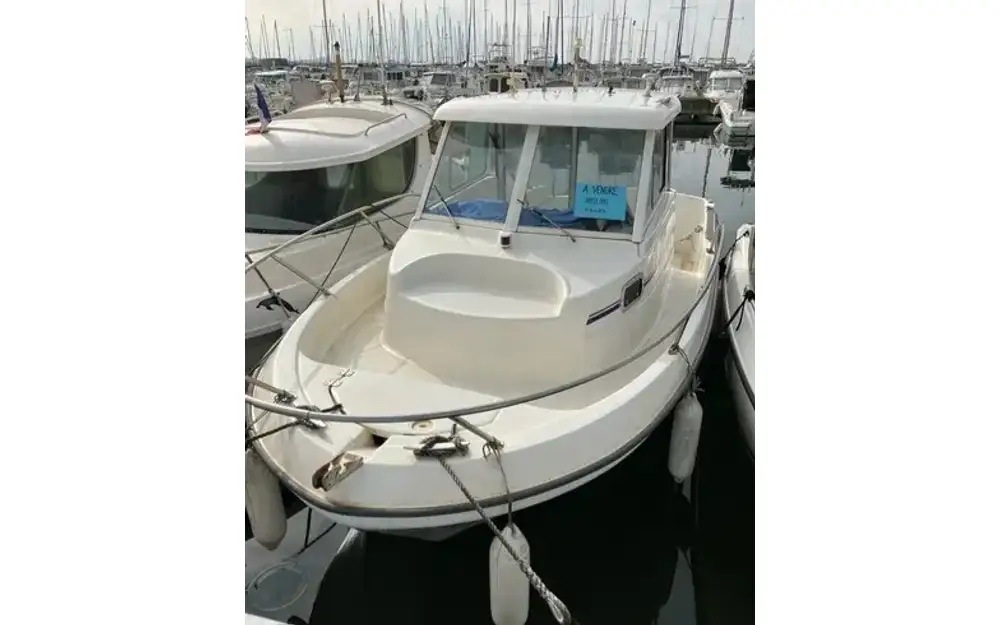 slider 1 Beneteau Antares 620 IB