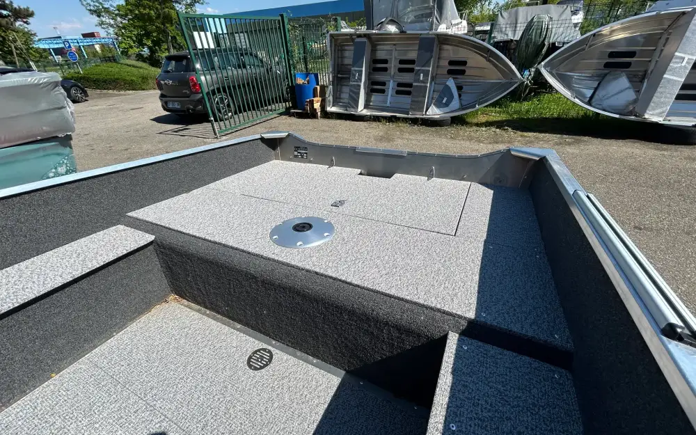 slider 1 Marine CZ  450 Fish DLX
