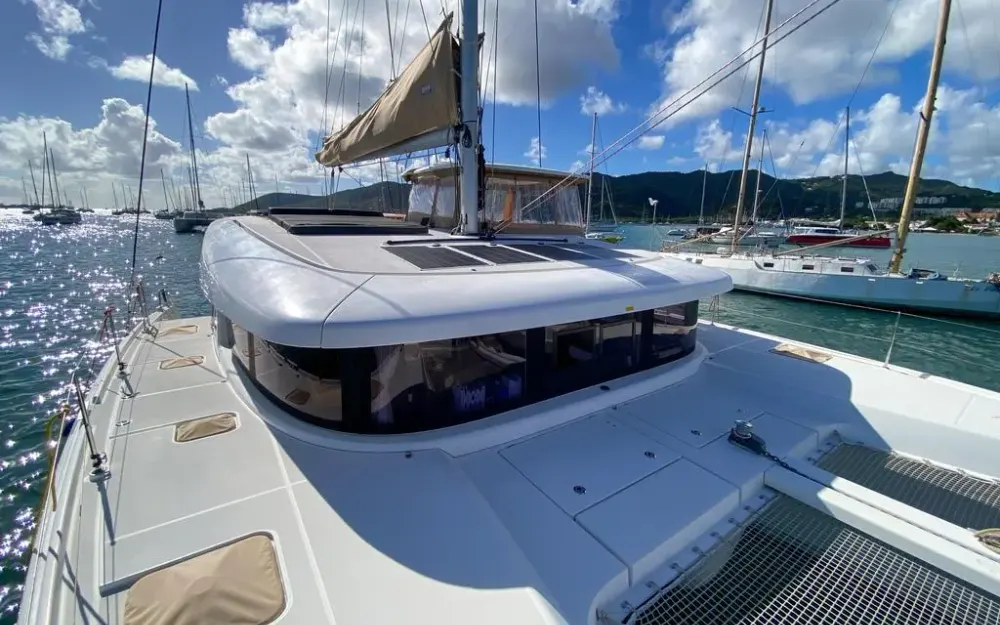 slider 17 Lagoon  42 - null