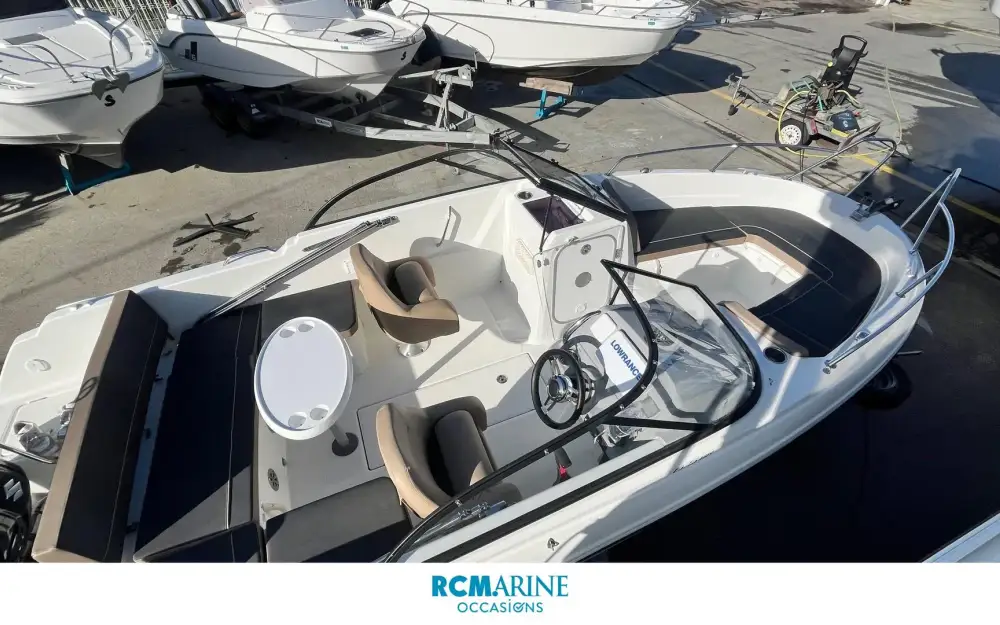 slider 1 Jeanneau Cap Camarat 6.5 BR