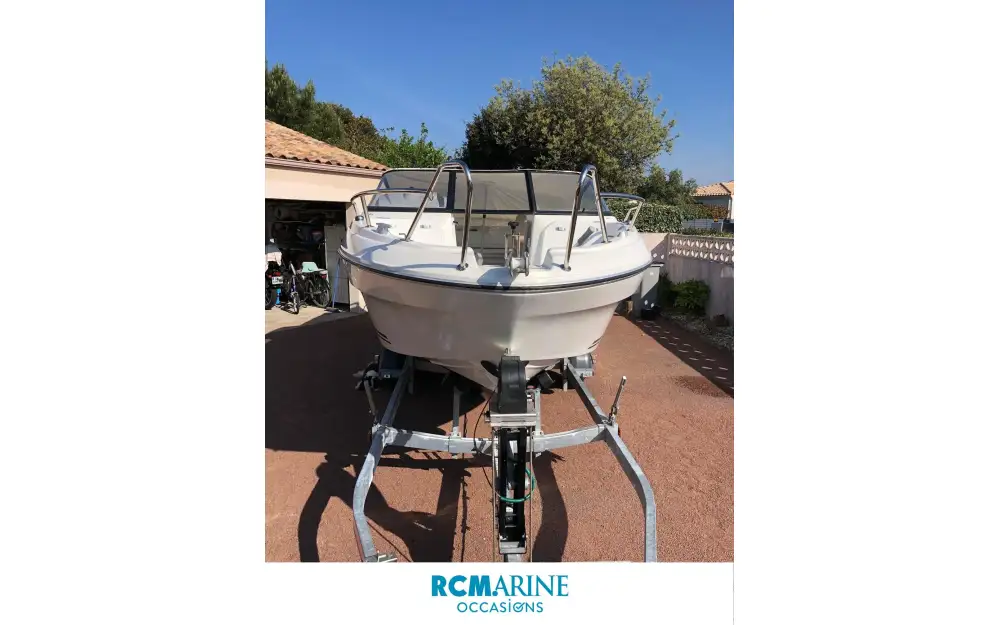 slider 21 Jeanneau Cap Camarat 6.5 BR