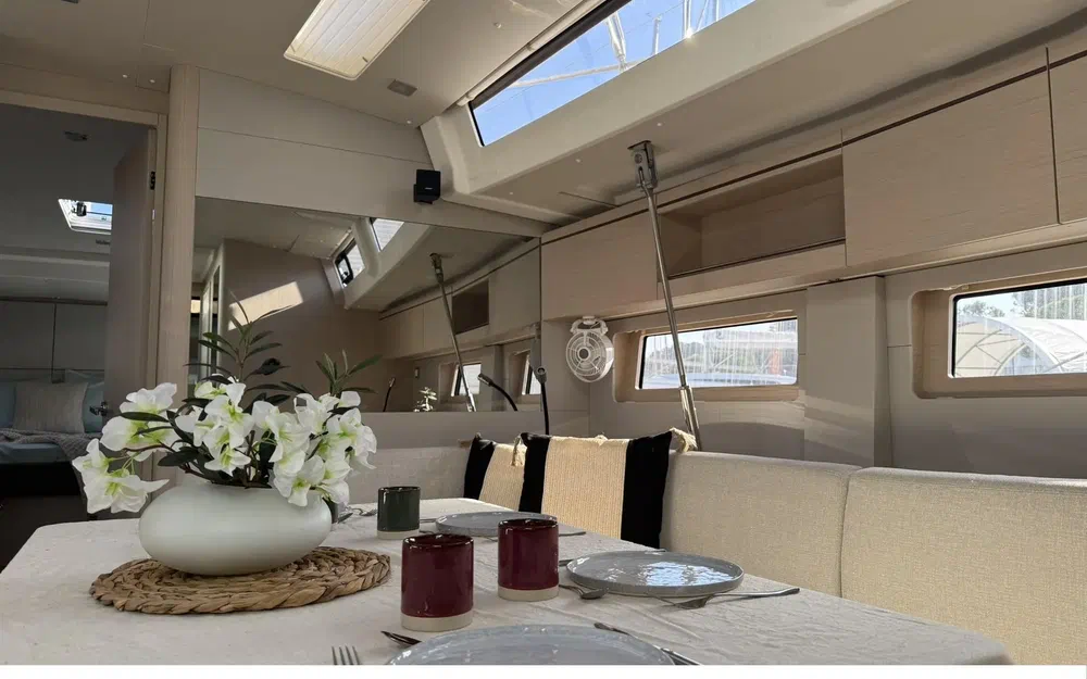 slider 11 Beneteau Oceanis 51.1