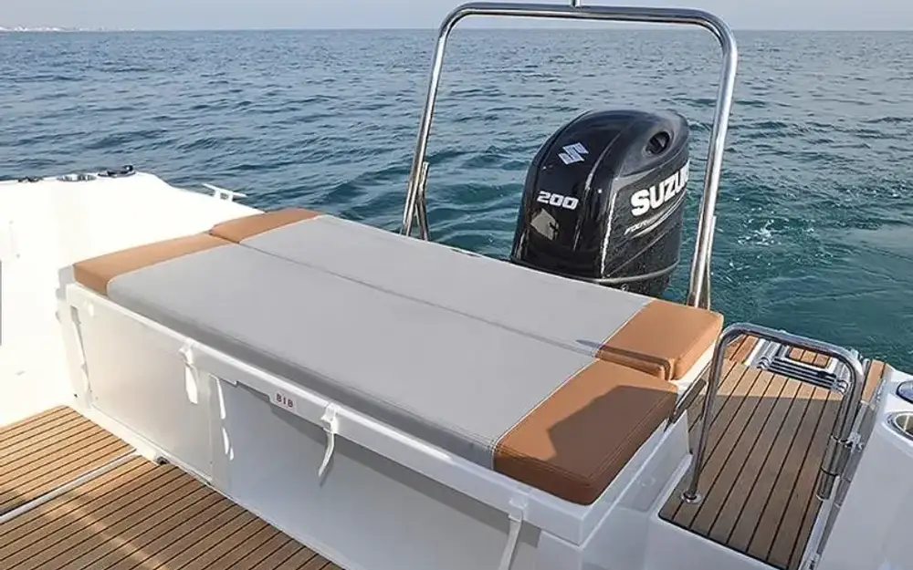 slider 5 Beneteau Flyer 7 SUNdeck