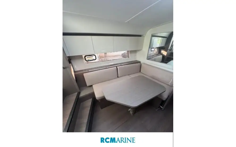 slider 10 Beneteau Gran Turismo 41