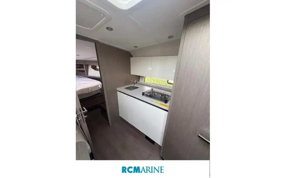 slider 12 Beneteau Gran Turismo 41