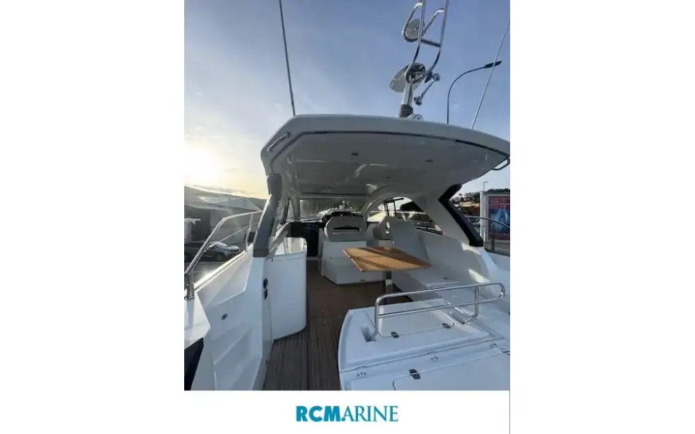 slider 3 Beneteau Gran Turismo 41