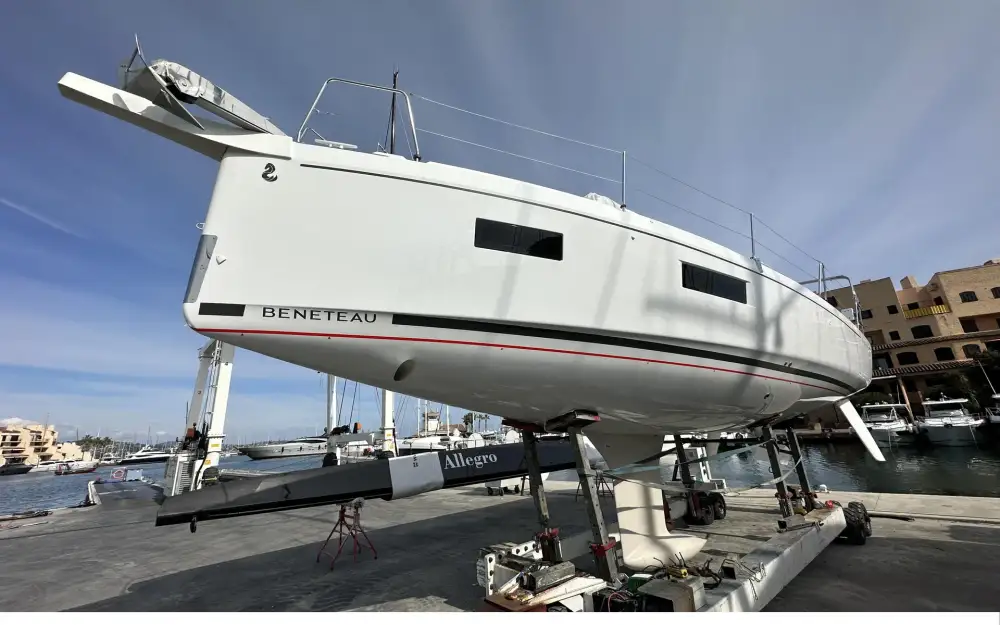 slider 0 Beneteau Oceanis 34.1
