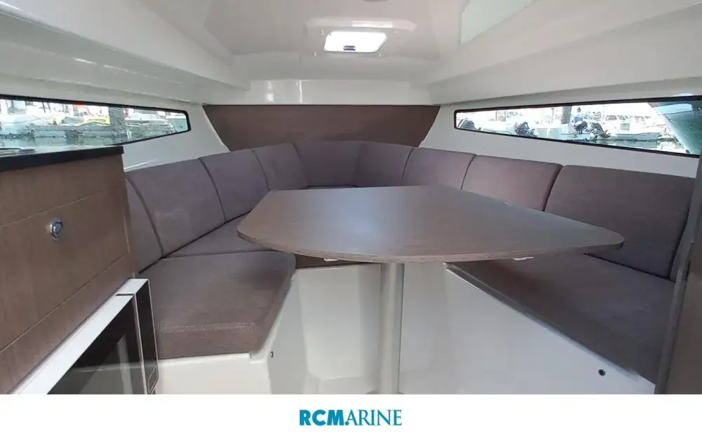 slider 6 Beneteau Flyer 8 SUNdeck V2