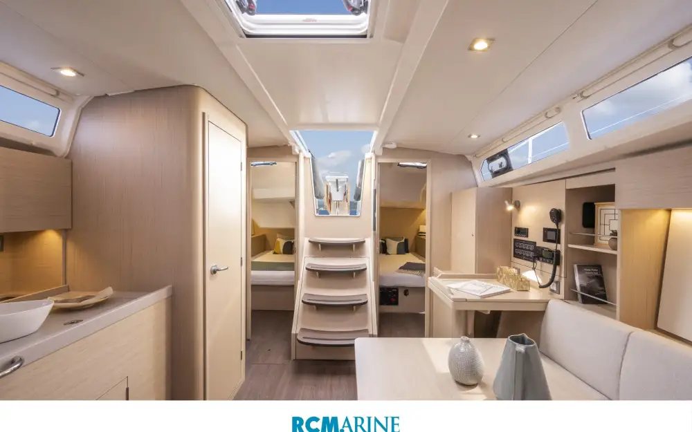 slider 17 Beneteau Oceanis 37.1