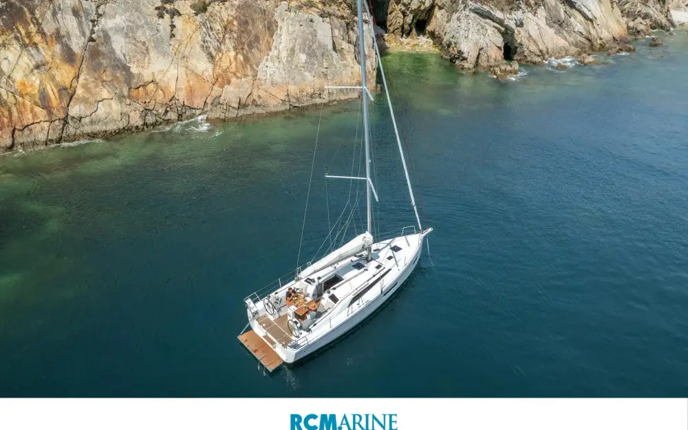 slider 2 Beneteau Oceanis 37.1