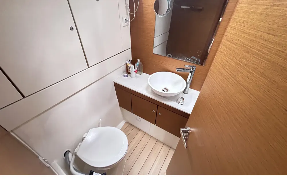slider 6 Jeanneau  54