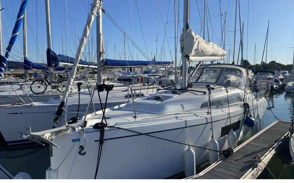 slider 0 Beneteau Oceanis 30.1