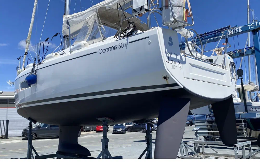 slider 17 Beneteau Oceanis 30.1