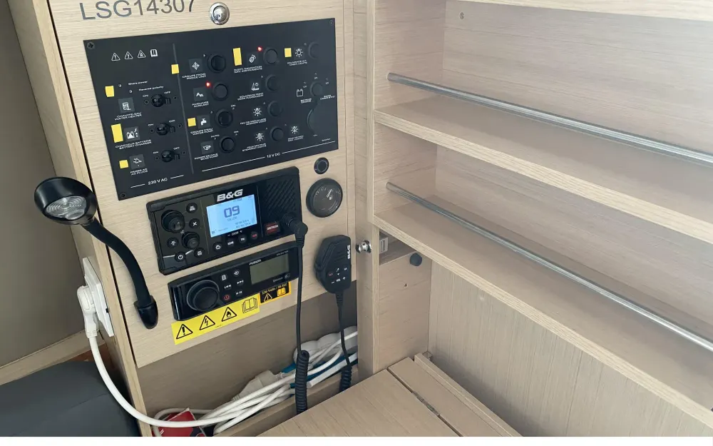 slider 7 Beneteau Oceanis 30.1