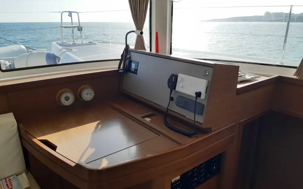 slider 10 Lagoon  42