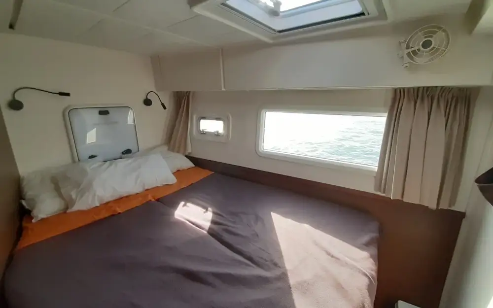 slider 14 Lagoon  42