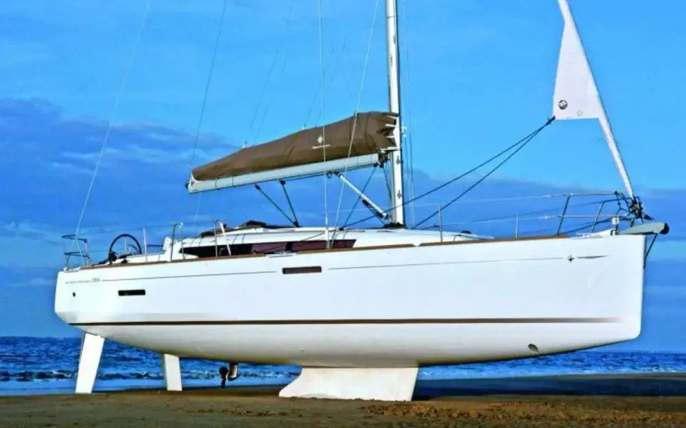 slider 10 Jeanneau Sun Odyssey 389