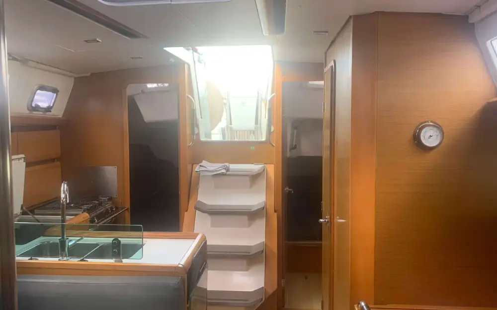 slider 18 Jeanneau Sun Odyssey 389