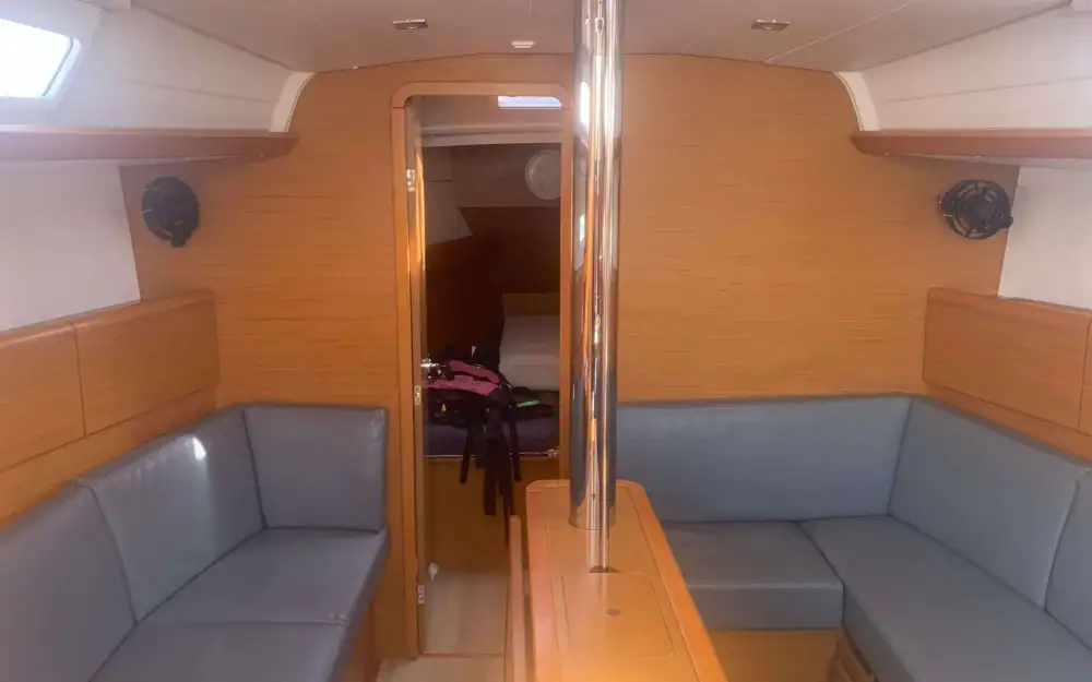 slider 30 Jeanneau Sun Odyssey 389