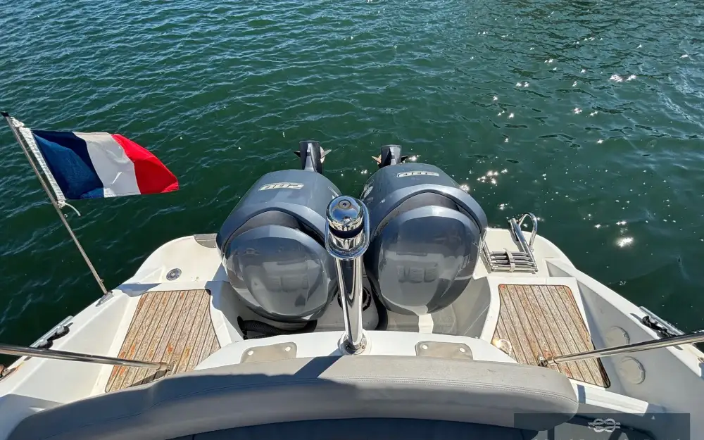 slider 13 Beneteau Flyer 850 Sun Deck