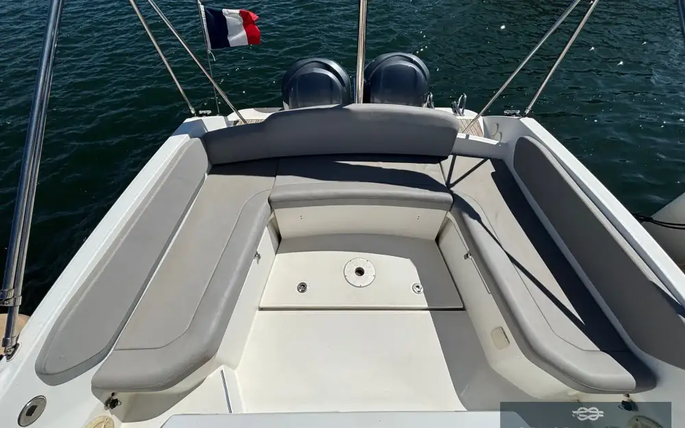 slider 20 Beneteau Flyer 850 Sun Deck