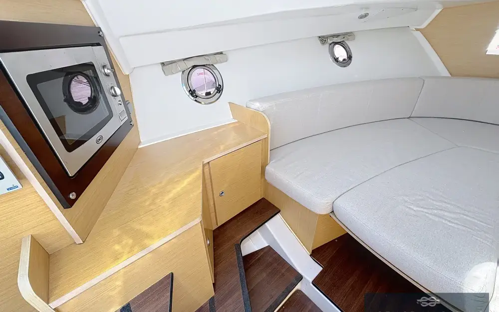 slider 23 Beneteau Flyer 850 Sun Deck