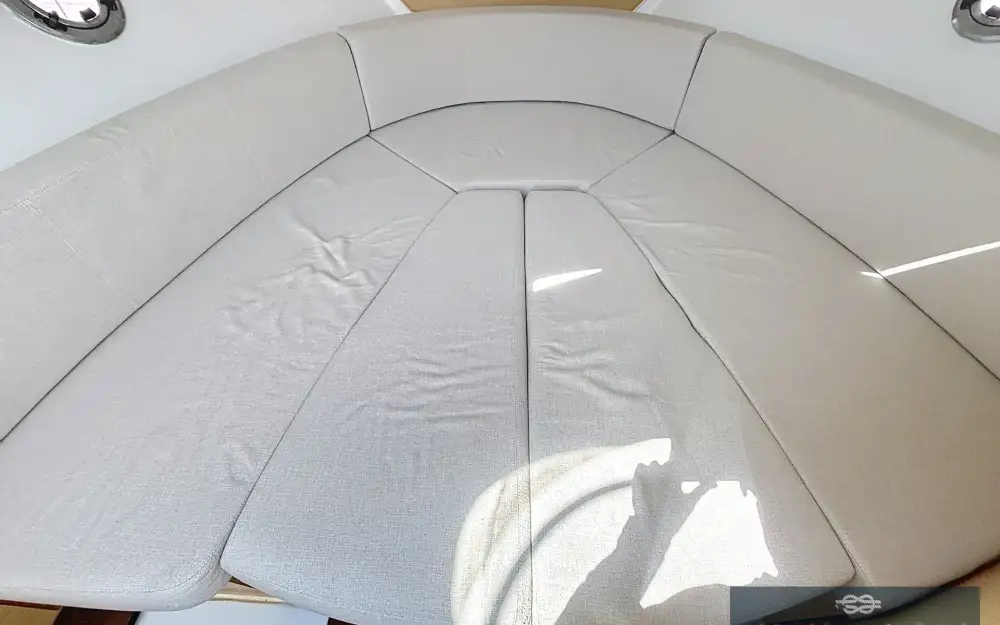 slider 24 Beneteau Flyer 850 Sun Deck