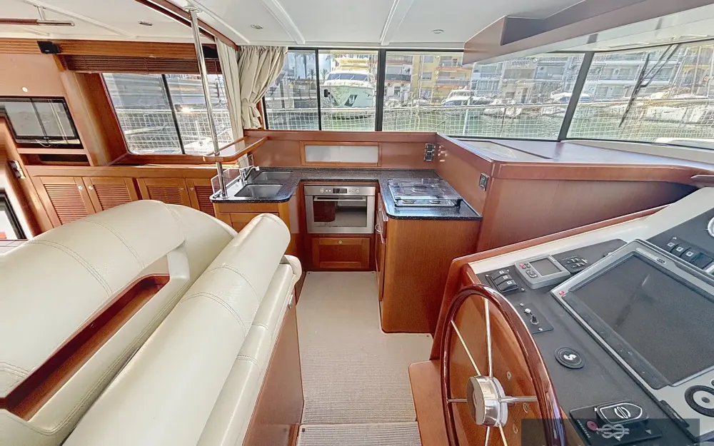 slider 10 Beneteau Swift Trawler 44