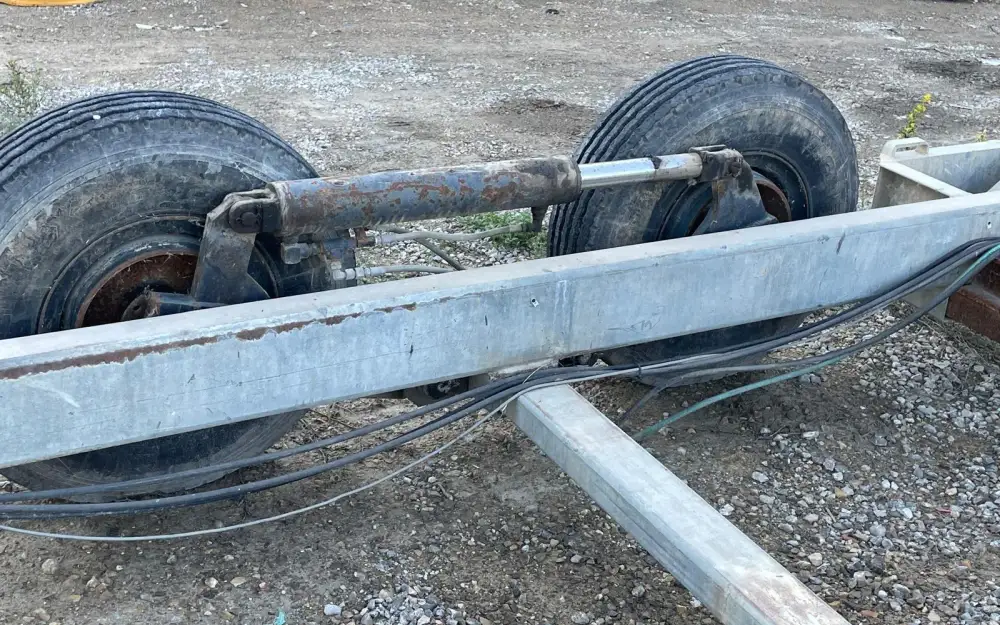 slider 0 REMORQUE PORTE BATEAU