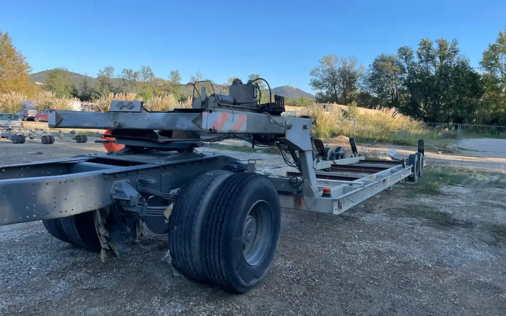 slider 5 REMORQUE PORTE BATEAU