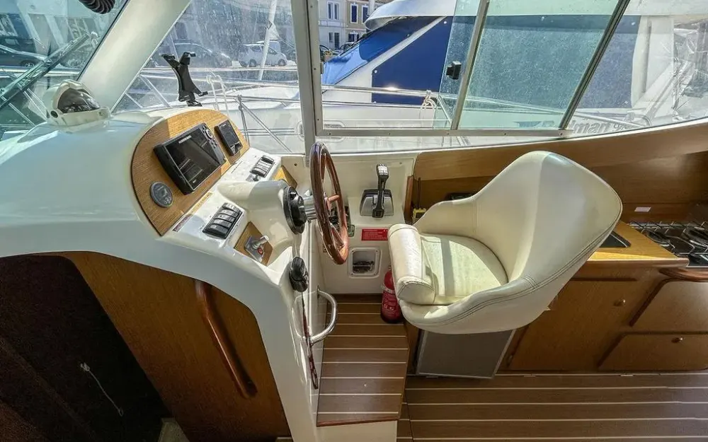 slider 23 Jeanneau Merry Fisher 925
