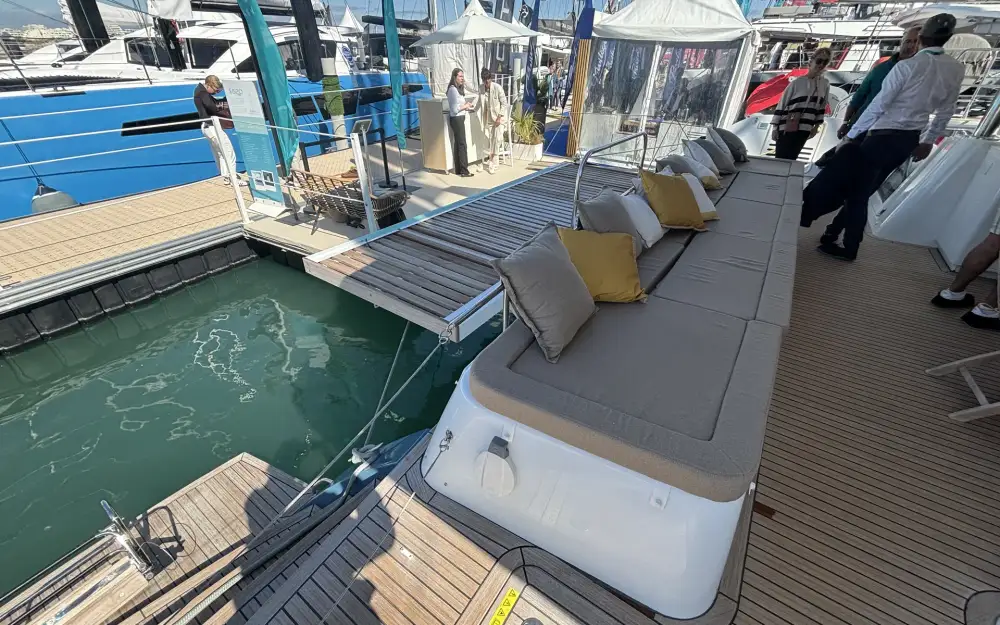 slider 11 Lagoon  620